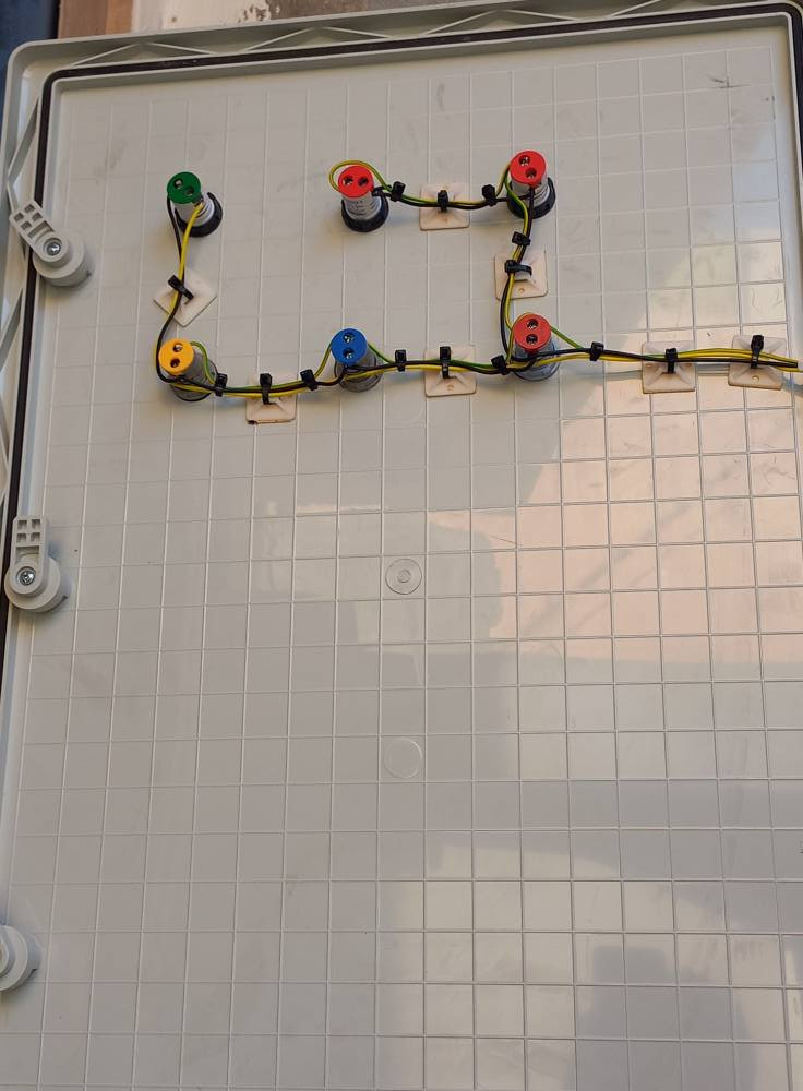 🔌 كهربائي منازل  🔌
تأسيس وتشطيب كهرباء منازل من الصفر إلى التسليم ✅

💡 تركيب إنارة – مفاتيح – سحب أسلاك – 
⚡ صيانة عامة وتشغيل كامل
📞 للتواصل: ***********واتساب 
         ***********
📌 احفظ رقمي يفيدك بعدين
شغل مضمون – التزام بالمواعيد – أسعار مناسبة
@الجميع @إشارة
