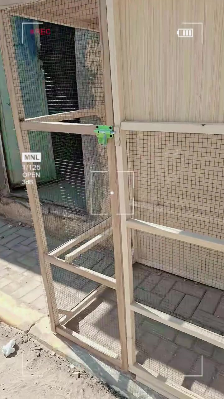 قفص طيور
قفص طيور طلب احد الأخوة 
السعر ٦٠ الف
قفص حجم كبير 
توصيل داخل الديوانية ***********
