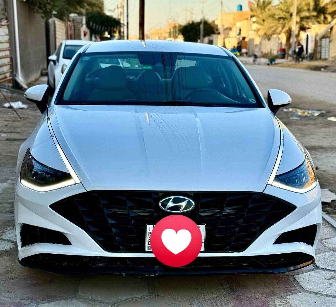 سلام عليكم 
سوناتا وارد امريكي 
موديل 2021
سياره جديده معنى الكلمه
سياره فول للاخير عدا الفتحه
صور الحادث مرفوقه ويه الصور 
سيارة ماشيه 64 سياره جديده
سياره معوقين سنه وتصير حره تريد وكاله حاضر 
قطعه وحده مبدل بس الجاملغ مبدل والباقي كفاله
سياره مابيها نقص اي شي
السعر. 165
*********** واتساب متواجد Singapore
