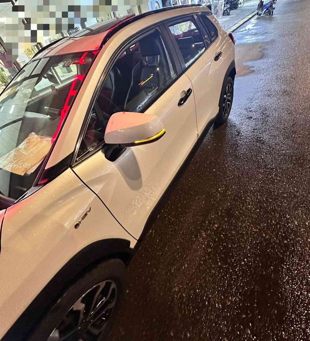 الفئة S
هايبرد + بنزين ⛽🔋 (اقتصادية جداً بالوقود)
عداد المسافة: 15 ألف كم 🛣️ وقابل للزيادة 
رقم السيارة :بغداد 
المواصفات:
• مقاعد جلد 🛋️
• Auto Hold 🅿️
• تشغيل بصمة Push Start 🔑
• سبايدر لون اسود
• شاشة لمس 📱
• مثبت سرعة 🏎️
• تحكم من المقود 🎛️
• كاميرا خلفية 📸
• مكيف ديجيتال ❄️
• حمالات سقف 🛻
• ويل كب أسود ⚫
• باك لايت LED 💡
• رادار + نظام تحديد المسار 🚨🛣️
السيارة كفالة عامة 
السعر: 29 مليون وبيهة مجال بسيط 💰


**إذا كنت صاحب هذا الإعلان وتريد حذفه لأي سبب، رجاءا أرسل رسالة إلى الدعم الفني**