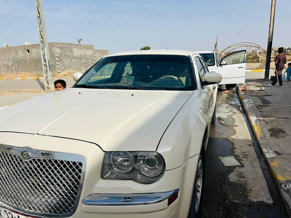 السلام عليكم اوباما 2008 لبيع محرك كير تبريد تخم تاير كله جديد حداديه بيه ضعف لبيع او مراوس  ملاحظه السياره مصبوغه  عام جماليه مكفوله من الضربه  
السعر 108 وبيه مجال مكان السياره ناصريه
***********
