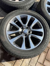 ويل وتايرات تفصيخ اصلي مال جيب  حجم 20 07722266996