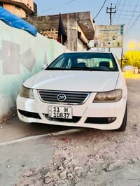 سياره للبيع نوعه ليفان نظيفه كير ياباني مكينه ياباني تبريد ثلج شاشه كي...
