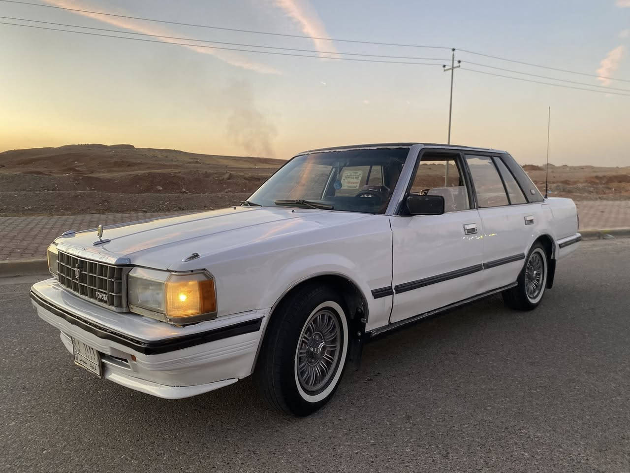 سوپر 1985
گير و محرك بطه شرط تضرب بي فصله 
ترايك للبصره تخم تاير جديد بلاك و نوزلات جديد
صبغ عام للجماليه سياره نضيفه و حلوه  
سنويه مشروع وطني لل2028دفتر بانزين بي 
سياره مال جناي و مال بيت بي شويه مصرف قليل  
سعر 40 و بي شويه مجاله مكان سياره كركوك /رحيماوه 
وقم او واستاب / ***********
