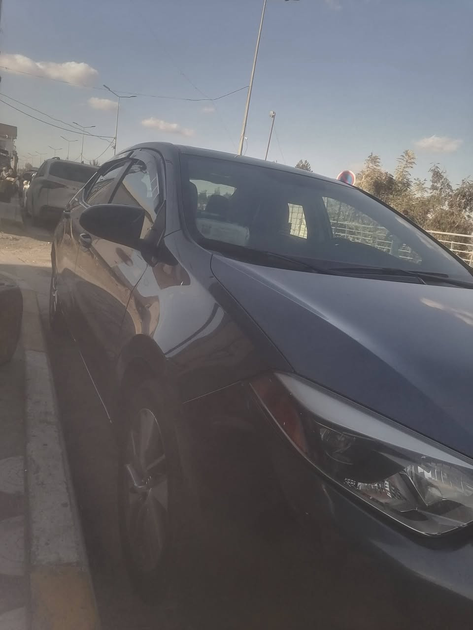 كورلا موديل 2014 وراد امريكي بصمه فتحه كشن السايق كهربائي لون رمادي ظربته جنطه فقط ***********
