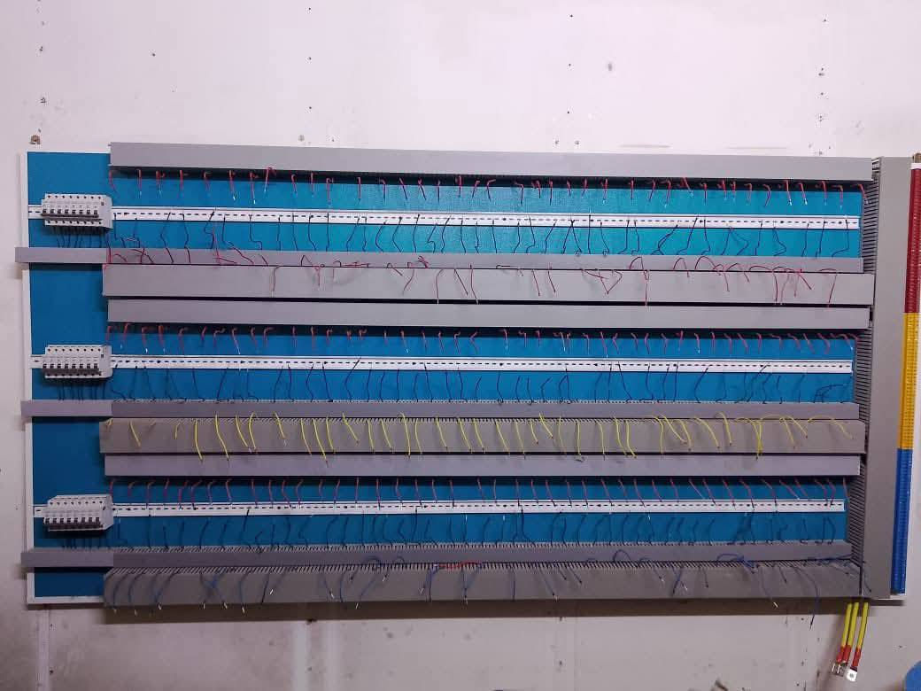 عماد أبو أحمد فيتر وكهربائي مولدات الديزل وعمل لوحات سيطره وبوردات المواقع ونصب وتحديث المواقع مع صيانه دوريه للمواقع والمولدات ما عليك إله تتصل وبلخدمة
((كادر كامل))
***********
