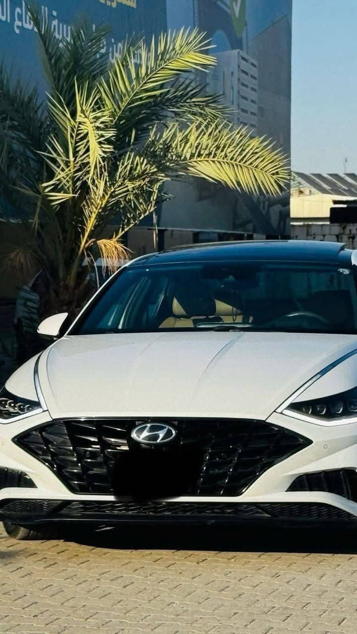 سوناتا موديل 2020فول مواصفات
محرك 1.6 turbo
موصفات السياره معروفه
تقديم وترجيع بالبصمه 
اناره داخليه متغيره 
شاشه كبيره
كشنات جلد تدفئه تبريد بالكشنات
كامره 360 
فول رادارات
حادثها جاملغ السايق وبنيد بدون دواخل والجاملغ الثاني بس كلير من امريكا
السعر 150 وبيه مجال بسيط
عنوان الانبار الفلوجه 
***********@
