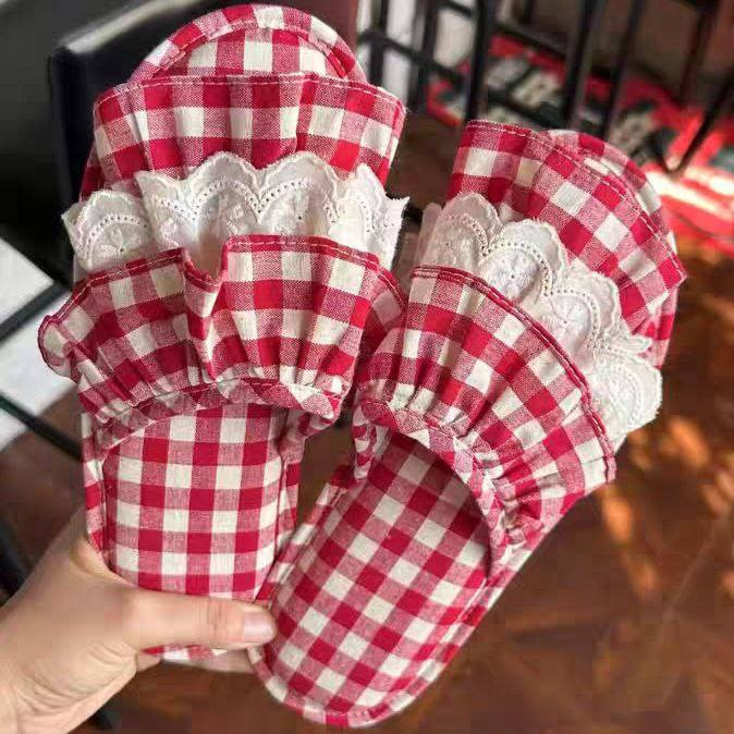 اقل طلب درزن 
عدد قطع الدرزن: 12 قطعة
يلبس من 37 الى 39
فقط الوردي يلبس من 38_40


**إذا كنت صاحب هذا الإعلان وتريد حذفه لأي سبب، رجاءا أرسل رسالة إلى الدعم الفني**