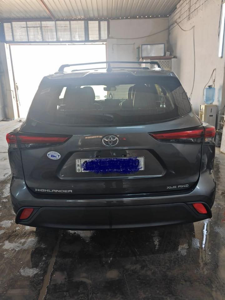 هايلندر  2022 xle 

السعر 30500$

بانزين v6

رقم بغداد

فول مواصفات 
سلايد 
جلد
 ويل كب 
شاشه 
7 راكب
بردات جانبيه
لايت زنون 
رادار جانبي 
نقطه عمياء 
تحديد مسار
تدفئه كشنات
صندوق كهرباء
ماسحات اوتو
لايت اوتو

الحادث بابين عكس السايق مبدلات وتبديل دعامية امامية اثر طخه بسيطة صور حادث مرفقة  بجم سليم 100%

ماشيه 64الف قابل للزياده 

مكان السياره بغداد الدورة
للتواصل على الرقم *********** واتساب
