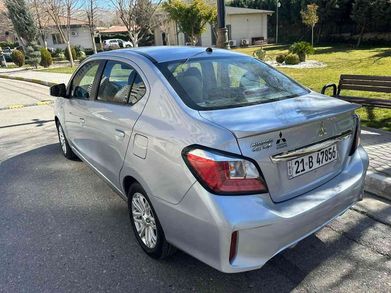 متسوبيشي ميراج ٢٠٢٢ لمتد اديشن
رادار و شاشه و تبريد شاشه و ويل كه ب و سبورت ته نها ٢٥ هه زار روشتو ه و يه ك جملخي بيشه وه بوياخه بي ناو و ارباك نه ته قيوه زور تا زه يه زور بي موشكيله يه و بيلاد كاربله يه و كيري سبورت و اوتو ستوب و تا يه ي تا زه يه و هيج خه له لي نيه
سعر ٩٧$
*********** السليمانية, العراق
