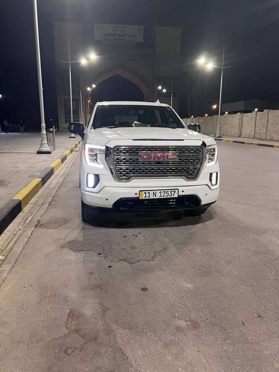 سيراء محرك8 فول1/1 عده لفتحه ماشيه33 الف عنواني بصره موديل ٢٠٢١ حادثه موضح بتصوير
***********

