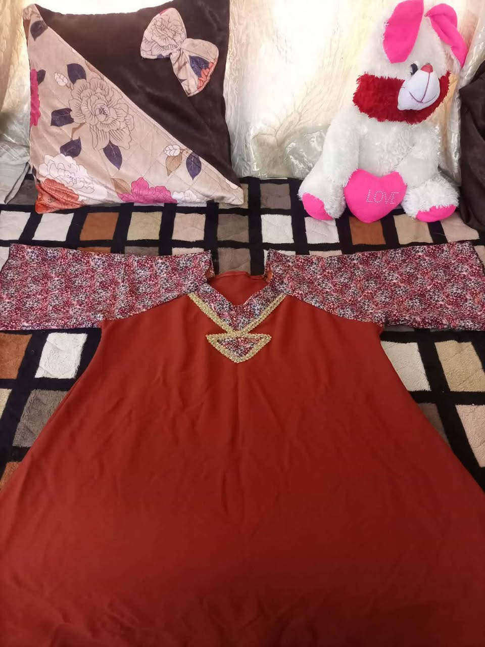 دشاديش كشمير خامه بارده خياط مرتب و مضبوط

سعر القطعه 10 و 15 و 14500
تلبس وزن 50 _ 100

متوفر خياط حسب الطلب و القياسات المطلوبة

للحجز والاستفسار مراسله الصفحه


**إذا كنت صاحب هذا الإعلان وتريد حذفه لأي سبب، رجاءا أرسل رسالة إلى الدعم الفني**