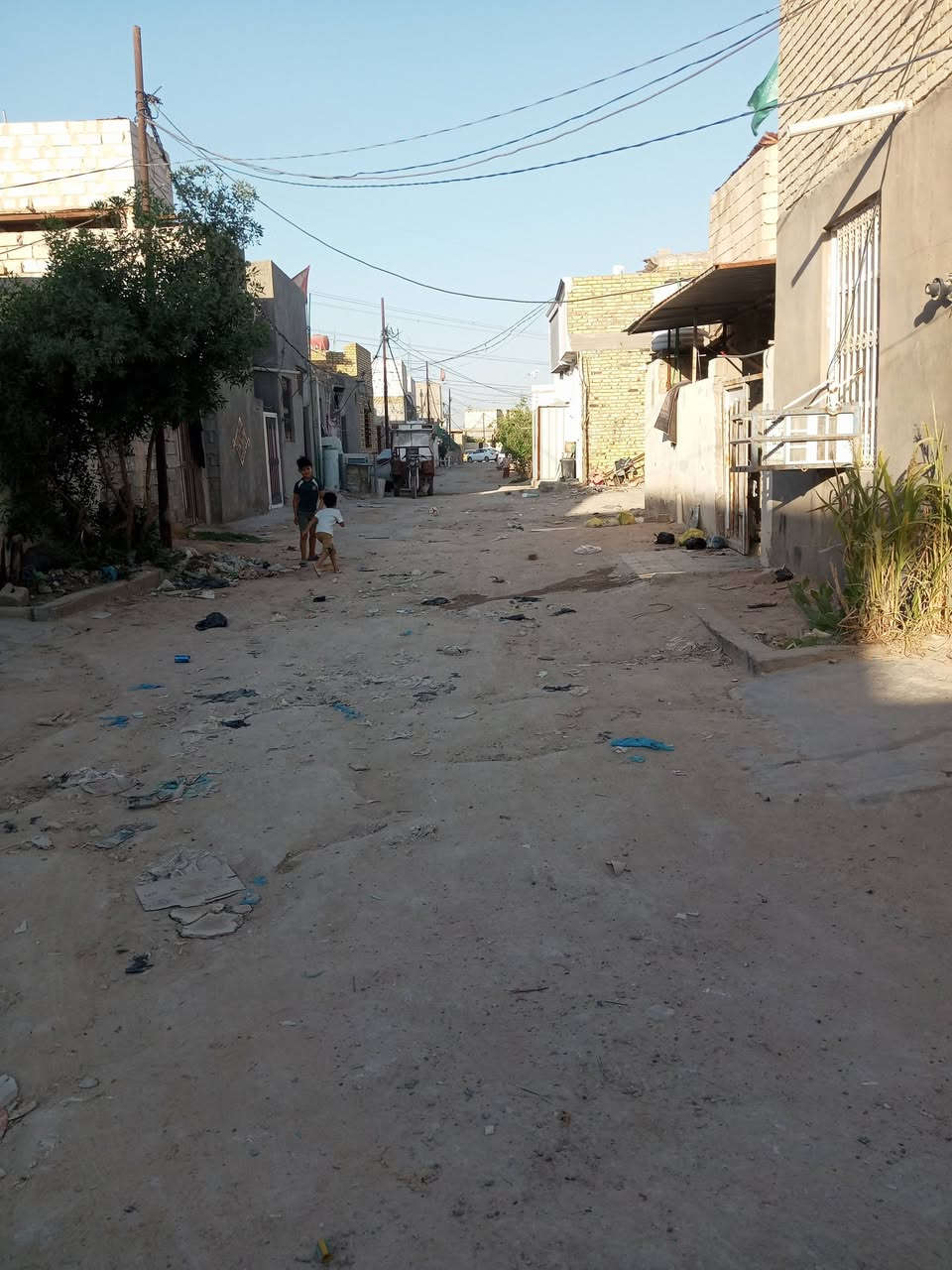 السلام عليكم اخوان عرصه مساحه 100 متر مربعه سعر 10 بيه مجال قليل زراعي حي ميسان 
***********
