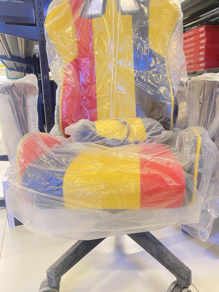 مواصفات
العدد 8 نفس الشكل والمواصفات 

ci5 14400
ram16 dd4 3600
M.2 1 tp nvme
Rtx 4060 
M.b h610 
Caes 3 fan 
Psu560 w 
Fan cpu rgb 
Ups 3000

شاشه180hz
حجم 27"
Ips 
1ms
Msi 

كيبورد 
ماوس 
سماعه 
يعني تجميعه كامله للاخير ومنصبات وندوز
وتعاريف حديثه وتحديث بايوز 
للطلب والاستفسار ارسال رساله 
او الاتصال على الهاتف 
***********
وتساب موجود 
توصيل كل العراق مجاناً
السعر للمفرد 1مليون و450 
الجمله بالخاص 
العدد 8 
4 بيها كارت ازوس دول 2*فان 

4 بيها كارت pny  

3*فان
