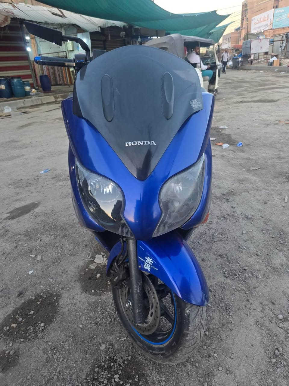 فورزة ٠١٠ صفر ١٠ مكفولة بيهة طخة صغيرة مكاني بغداد الدورة ١٢ وبيهة مجال  *********** بغداد, العراق
