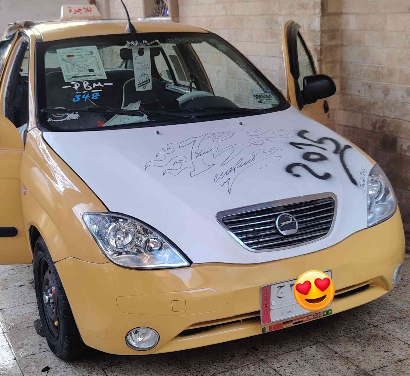 2015
سنويا 27
اتريد وكاله اوتحويل 
كابون بيها
كير محرك شرط
طخم تاير قبل سبوع مشدود 
كهربائيات كلها شغاله
سعر 37
***********
