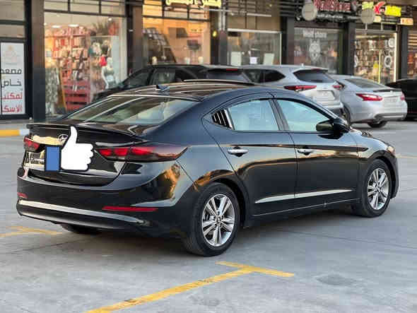 بسم الله الرحمن الرحيم
السلام وعليكم
للبيع النترا 2018 LEMTD
وارد امريكي فول 
السيارة رقم بغداد الجديد
هزة وسنوية كلة جديد شرط التحويل
ماشية124000 
محرك 2000 دوش

المواصفات :-
فتحة سقف سلايت
بصمة تشغيل 
بصمة ابواب وصندوق
شاشة اصلي 
ابل كار بلي 
بلوتوث USB AUX
ثلاث انظمة قيادة 
ايكو سبورت نورمال
هيتر كشنات
الكشنات والداخل لون ابيض
تبريد بيانو شاشة منفصل
تكم استيرن 
رادر نقطة عمياء
تحديد مسار
حساس تايرات 
جام ٤ كهرباء
ليدات امامي خلفي
لايتات امامي زينون
ESDمانع تزحلق
بريكABS

بعد بيهة هواي 
مواصفات مذاكرهن
السيارة جاهزة مابيهة نوقص
محرك كير كهربائيات شرط
اي استفسار تعال خاص او اتصل
***********
عنوان السيارة بغداد
