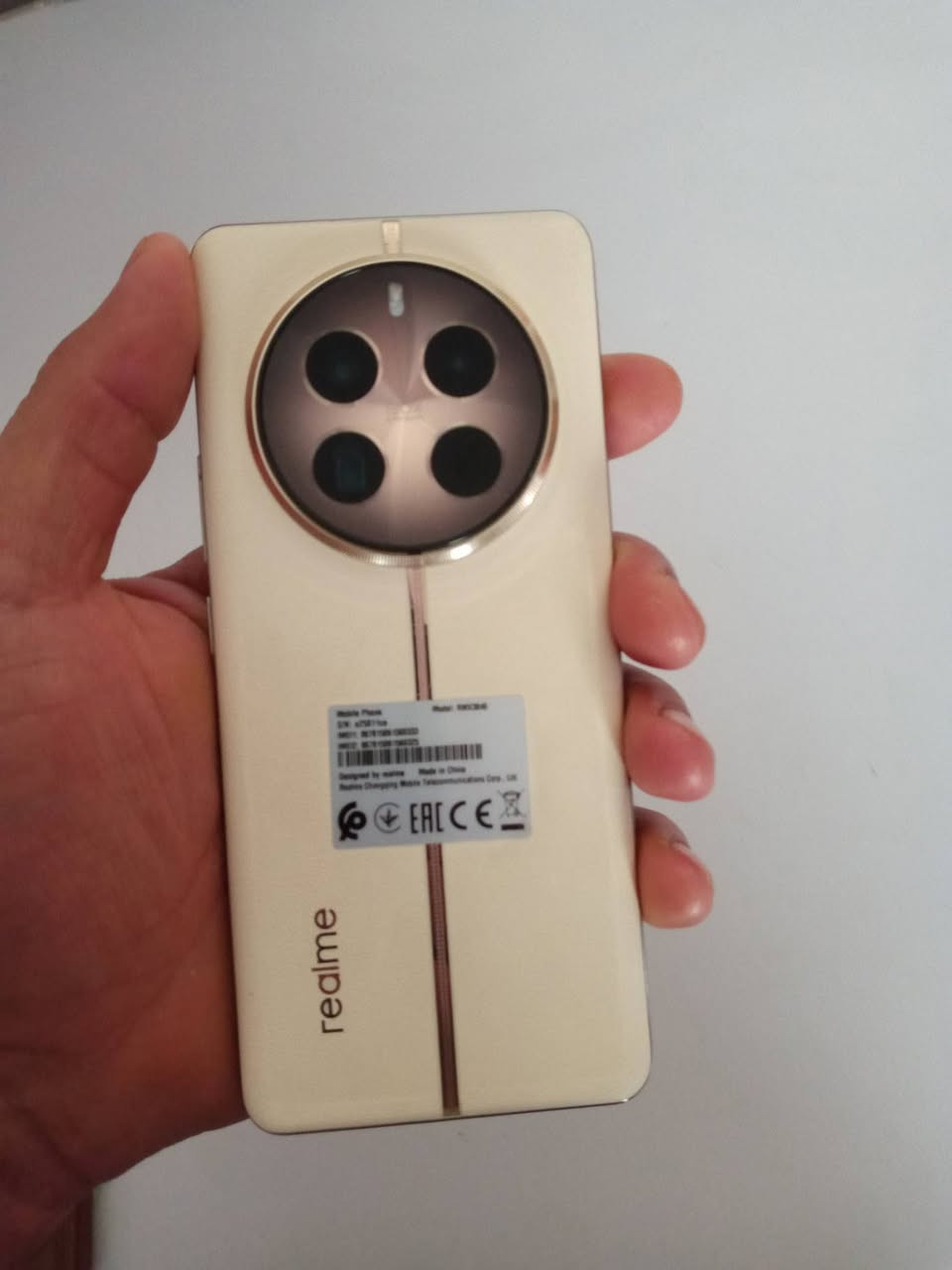 السلام عليكم جهاز للبيع ريلمي 12برو بلس 5G الذاكره 512 العشوائيه 12 بطاريه 5000 كاميرا احترافيه تدعم الزوم حتى 120X مستخدم شي قليل كلش الجهاز جديد مع كامل ملحقاته السعر 350 العنوان بابل للاستفسار الاتصال على الرقم ***********
