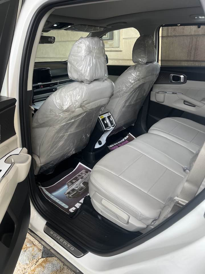 السلام عليكم سورنتو للبيع موديل ٢٠٢٥ سياره جديده ماشيه ١٤الف حقيقي السياره مكفوله من دعاميه للدعاميه من جلغ صبغ الرصعه مواصفات سياره حساسات امامي خلفي برونراما صندوق كهرباء كشتات جلد ويل٢٠ كشنات خلفي كهرباء سعر سياره ٣شدات قفل رقم هاتف *********** سياره مكانها زعفرانيه أربع شوارع
