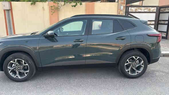 سلام عليكم
شيفروليه تراكس LT 2025
يعني نص فول السياره ماشيه 
3000mi 
مكينه 1.2T
السياره بدون دواخل ولا ايرباك وصور الضربه كدامك السياره كلش نضيفه استخدام شخصي رقم بصره ب اسمي تحويل ثاني يوم 

السعر : 168 وبيها مجال
استفسار : ***********
