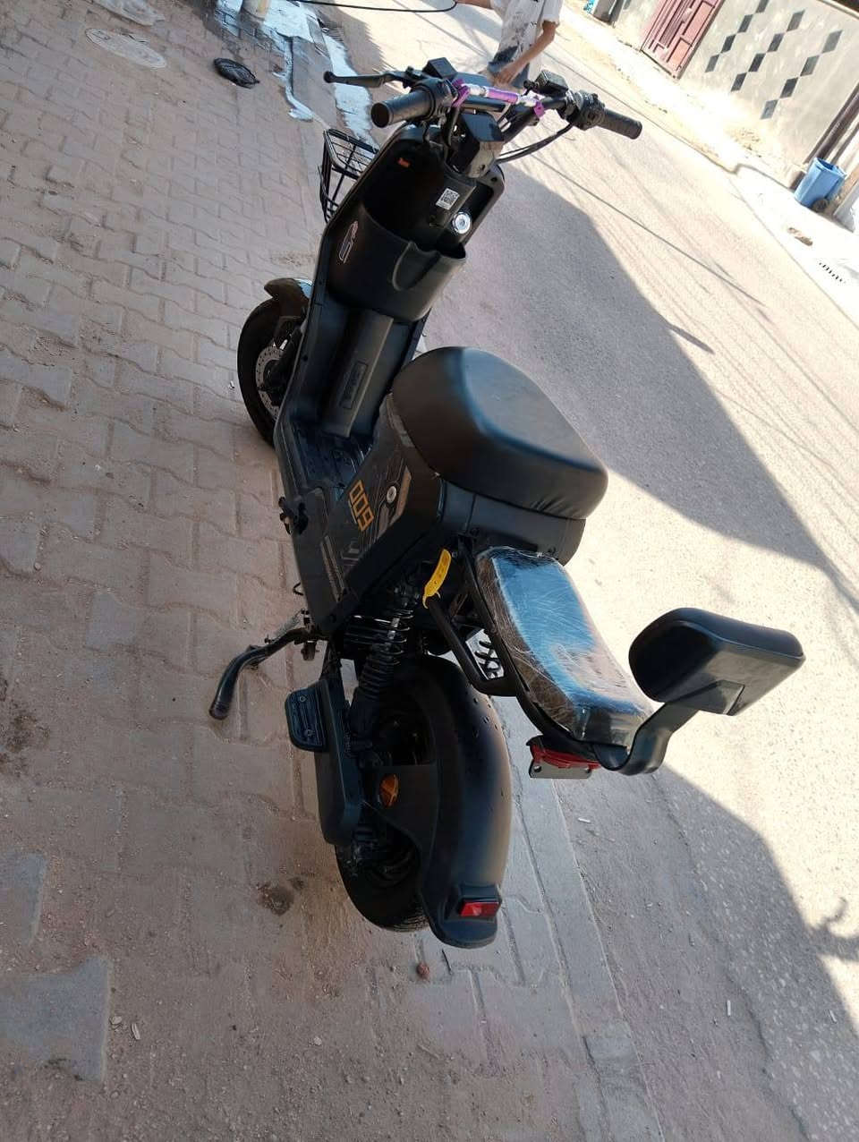 للبيع دراجه جديده استخدام قليل
بطاريات 5 تمشي مسافه 38كيلو بشحنه سعر 360
شراي يتصل اويدخل خاص   ***********
