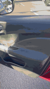 السلام عليكم 
سياره نسائيه نيسان جوك 2018 وارد خليجي ماشيه30كم
بانوراما.    بصمه.   كراسي جلد.   لايتات زنون بلادي مع زراك لايت شاشه وسطيه تدعم كار بلي 3وضعيات قياده
4 كامرات 360درجه رادار جانبي مع مري قلاب تدفئه كراسي فول مواصفات بلاتينيوم مكاني بغداد اليرموك
***********
