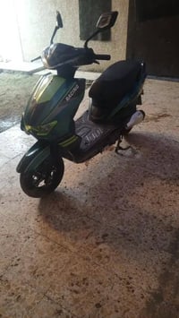 مكلف بل نشر السلام عليكم دراجه شحن للبيع مكان بغداد السعر 400 وبي مجال...