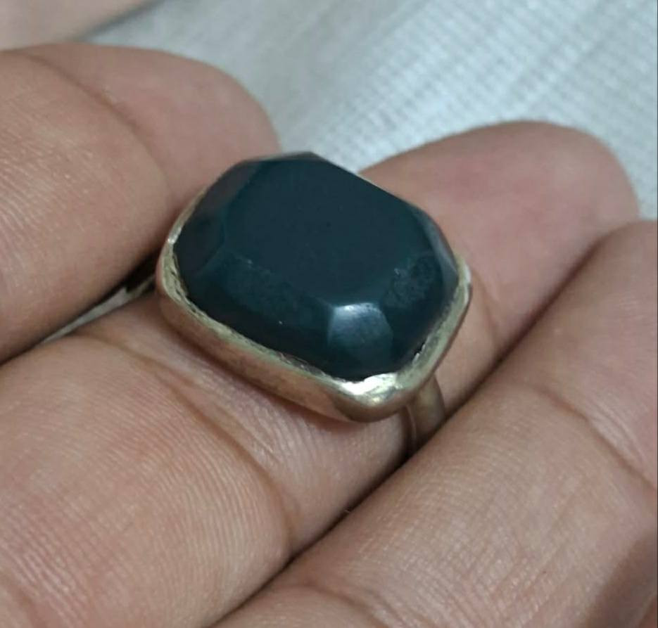 أخضر قديم سداسي صياغه ملائيه للبيع والسعر ٦٥ الف قفل


**إذا كنت صاحب هذا الإعلان وتريد حذفه لأي سبب، رجاءا أرسل رسالة إلى الدعم الفني**