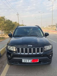 جيب كومباس   موديل ٢٠١٧   لون اسود  تحكم ستيرن جهتين  اواكس  فور ويل  ...