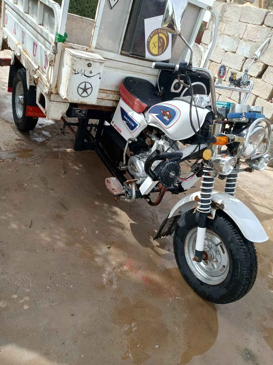 ستوته للبيع موديل 2018 اوراق اصولي شاصي كفاله ستوته خير من الله ربع ماذب عليها كبل للشغل
الشراي بخدمته اخوان الشراي يتصل وبي خير ويدلل
اتصال فقط *********** مكاني شطره
سعر مليون و650 وبيها مجال للشراي
