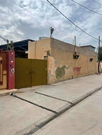 بيت زراعي • ساده بعويزه • ٥ غرف