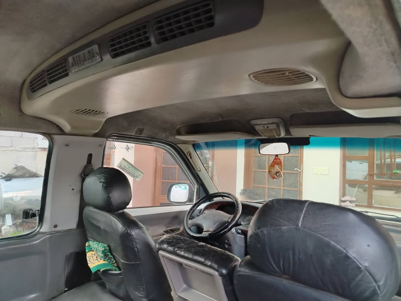 السلام عليكم كيا بريجو للبيع موديل 2000رقم صلاح الدين  اني صاحب شرعي  مكينه والكير شرط  تحويل مباشر  ***********
