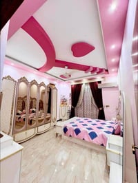 اثاث للبيع (غرفة نوم تركي جديد قليل الاستخدام 10قطع ) تخم 10مقاعد ،ثلا...