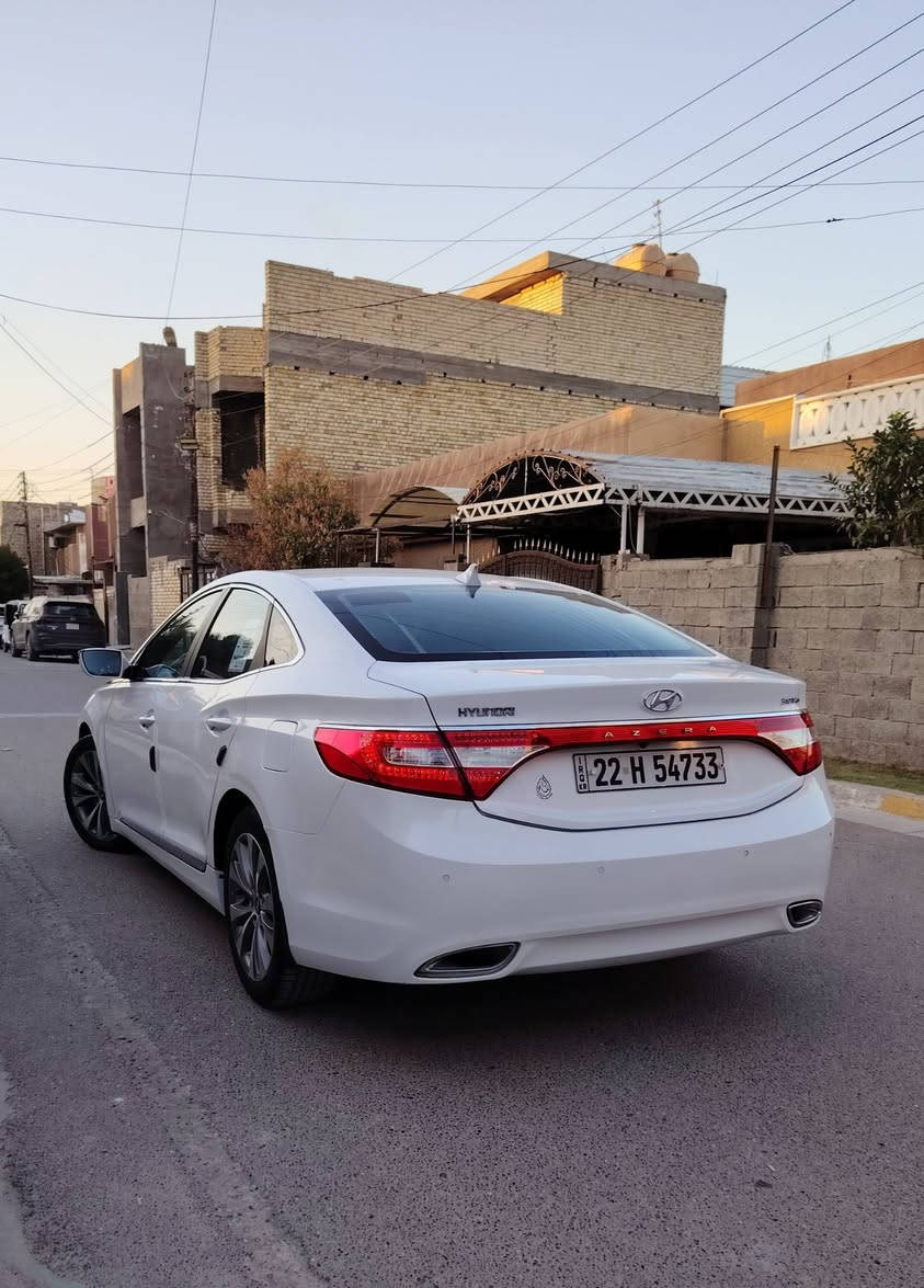 السلام عليكم
هونداي ازيرا خليجي موديل 2014 محرك دوش 3.0 المرغوب السيارة بدون ضربة فقط بيها صبغ  باب خلفي ورة السايق والداير مال الجاملغ  مري شفط بردة خلفية كهرباء بردات ابواب 3انظمة قيادة اشارة ترحيب حساسات خلفية كامرة  تدفئة مقاعد جاهزة من كل النواحي نضافتها بالحقيقة احلى من الصور  ترايها كلش حلو محرك وكير مكفولات تدفئة تبريد صدر خلفي أمامي باتري جديد السيارة جاهزة بدون اي مصرف مال جناي سنوية ورقم وهزة جدد تحويل مباشر ثاني يوم مكان السيارة السعر 126$مجالها شي بسيط للشراي الاتصال على الرقم ***********
