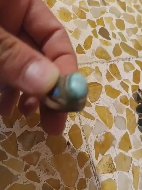 محبس للبيع عشر قطع السعر 12 الف  ***********