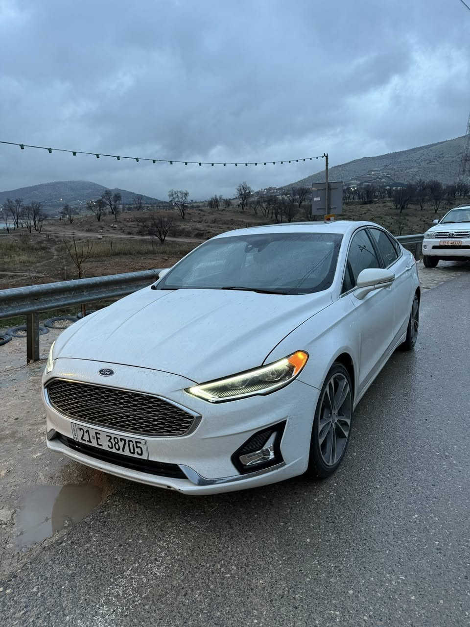 سلام عليكم فورد فيوجن تيتانيوم ابيض واسود
الي يدور شي نظيف و كفالة عامة 👇🏻
فورد فیوجن تیتانیوم مودیل ٢٠١٩ 

واحد ع واحد

اللون المرغوب
ماشیة 85وقبل للزياده 

موديل : 2019

حجم المحرك : 2.0 L  تیربو ( 4,سلندر ) ٢٤٥ حصان

المواصفات : تیتانیوم واحد علي واحد و اعلي فئة

بصمة ابواب

بصمة تشغيل

سلاید

تشغیل عن بعد

اوتو بريك : Auto Stop‎

رادار امامي (تحديد مسار)

رادار جانبي (نقاط عمياء)

رادار خلفي (التحذير من الاصطدام)

حساسات خلفي

مرایا تدفئة و ضد الفول

نظام : Sport

تحكمات ستيرن

شفتات ستيرن

كشنات كهربائي

كشنات جلد

کشنات خزن و مساج

کشنات تدفئة و تبرید

هيتر ستيرن 

تبريد لمس

شاشه كبيره و نظام صوت من شرکة سوني ١٦ صماعات

لايتات ليد وعدسة زينون بلادي

بروجكترات ضباب بلادي 

بكلايتات LED

ويل 19 كروم مال تیتانیوم

نظام خرائط GPS

نظام  apple car play و Android auto

وبعد هواية مواصفات …

تحويل غرامة كلها بشرط و سیارة باسمي

السيارة كلش نظيفة  و بعد احلى من الصور 

دينار واحد مابيها مصرف 

تجي تشغل و تطلع

مكانه اربيل

السعرها 143 ورقة و بیها مجال

اتصل و تدلل 

***********
السوده فقط بنيد كلير
البيضه ٣ قطع كلير
