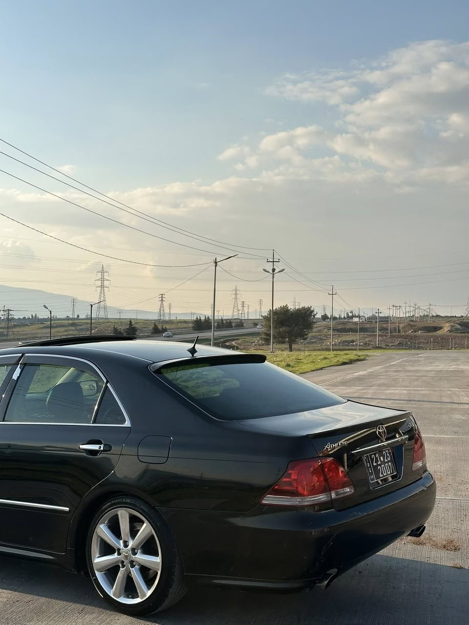 184 موس موس
۳دوگمەی فول فول
جلد 
هیتەر
سلایت
دینگەی ستیلی بیلاد
ئاوێنە لێگزز لەگەڵ بەگدانان ئەخەوێ
ئاوێنە شەفت و هیتەر
داژبوڵی ڕەقەم یەک جوانە
سەقفی وەک شوشەیە
ڕۆنی گێرو مەکینە گۆڕدراوە
کۆدیشی بۆ کراوە
گێڕ و مەکینەو تەقەو ڕەقە بەشەرتی ۱٠ فیتەر
شوێن پیرەمەگرون
ژم ***********
75وەرەقە مەجالێکی زۆر  کەم
