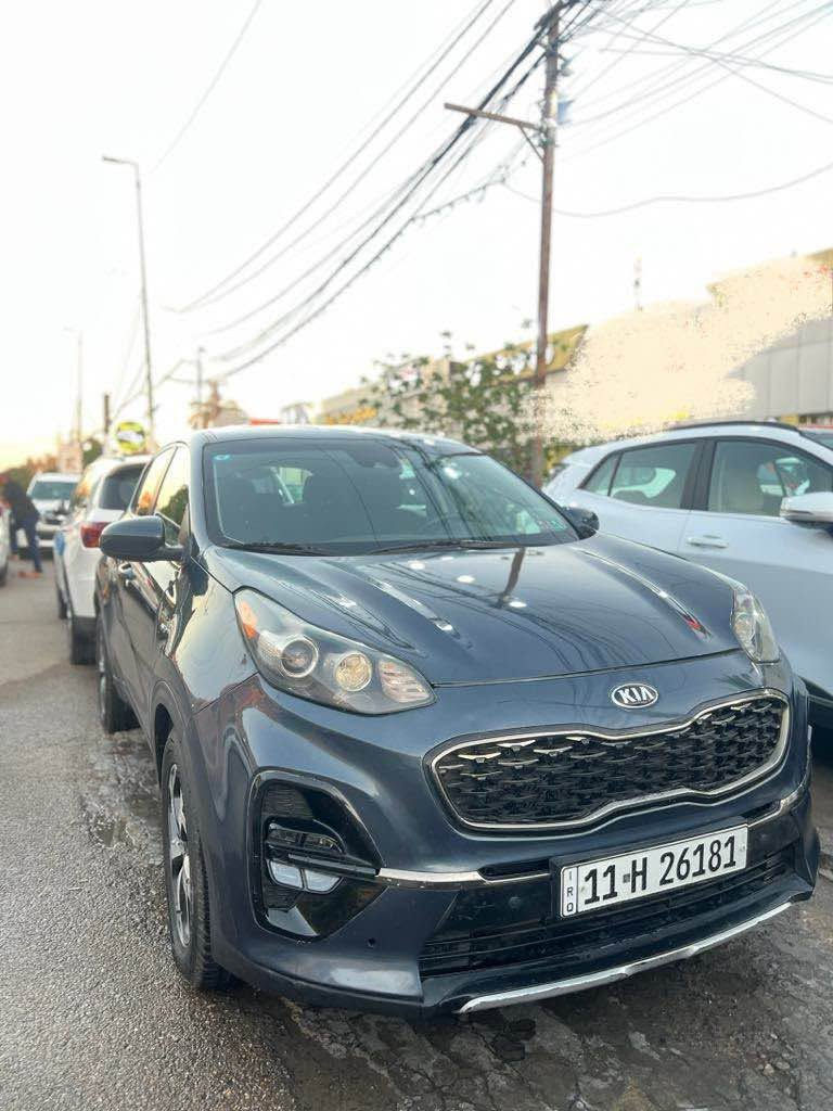 السلام عليكم 
سبورتج 2020
وارد امريكي بنيد صبغ فقط 
محرك 2400 
جاهزه وجديده بدون نقص 
مكانها بغداد *********** بغداد, العراق
