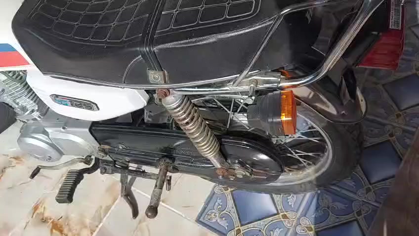 دراجه للبيع نامه شلامجه مكينه رابيدوو مديل 17 اواق اوصلي. مبدل بستم لاتنقيص ولاتبخير  تعمير جديد مكان سوق شيوخ 800 وبيه مجال قليل للشراي ***********
