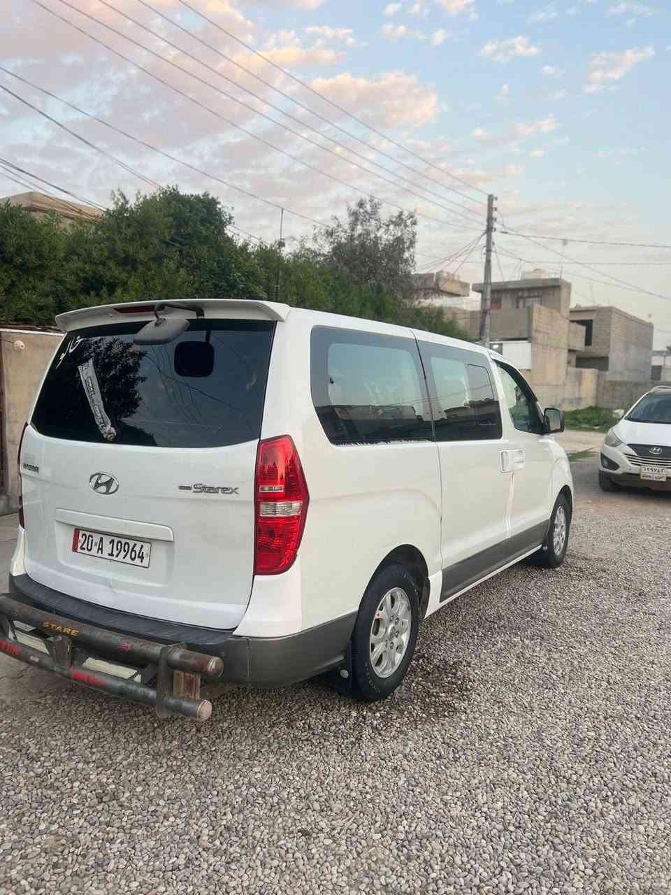 فاره للبيع مويل 2011   كفاله عامه سعر 150بيهه مه جال مكان سياره خانقين ***********
