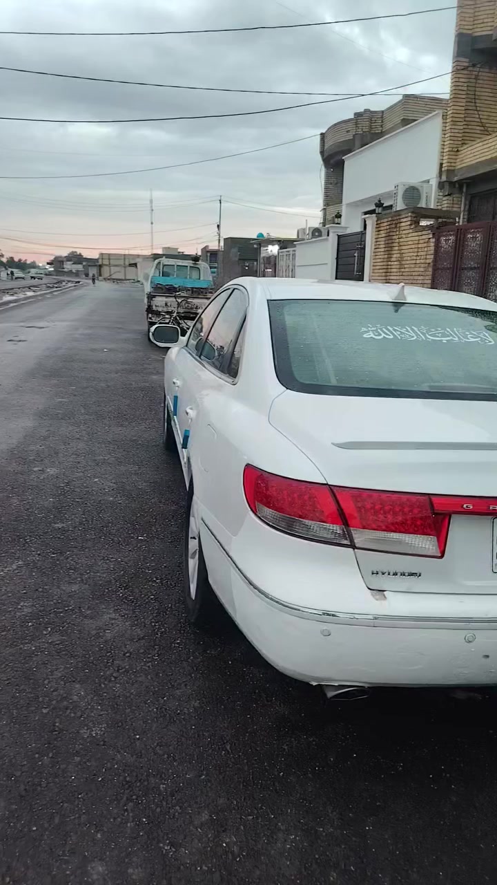 السلام عليكم للبيع ازيره 2009 حليجي رقم انبار الجديد السياره كلش نظيفه مامتواجد ع الفيس مكاني بغداد المحموديه ناحيه الرشيد *********** ***********  السعر مناسب
