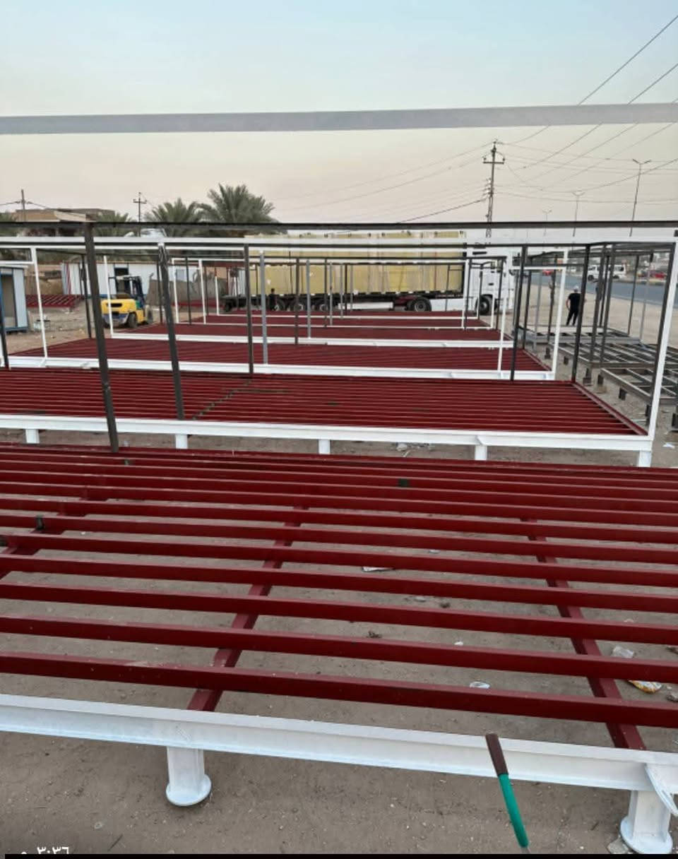 معمل الجبوري للكرفانات ولبيوت ولمزارع جاهزه نشتغل جميع لقياسات موقعي وتوصيل جميع محافظات العراق وبشراف كادر فني تستلم بيت او مزرعه كامله تستلم مفتاح وبظمان 5سنوات من لباب ولرظيه وشباك ولحديد موجود ضد لحريق وعادي لسعار حسب القياسات ويوجد كادر لشغل قطعي رقم للتصال *********** موقع العمل بابل
