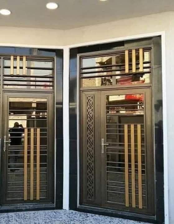 صيغ جميع انواع الشبابيك والأبواب بأسعار مناسىبه
لاستفسار ***********
