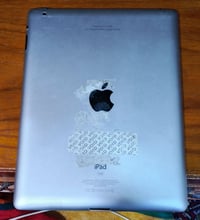 آيباد • ذاكرة ١٦ • بدون كيبل