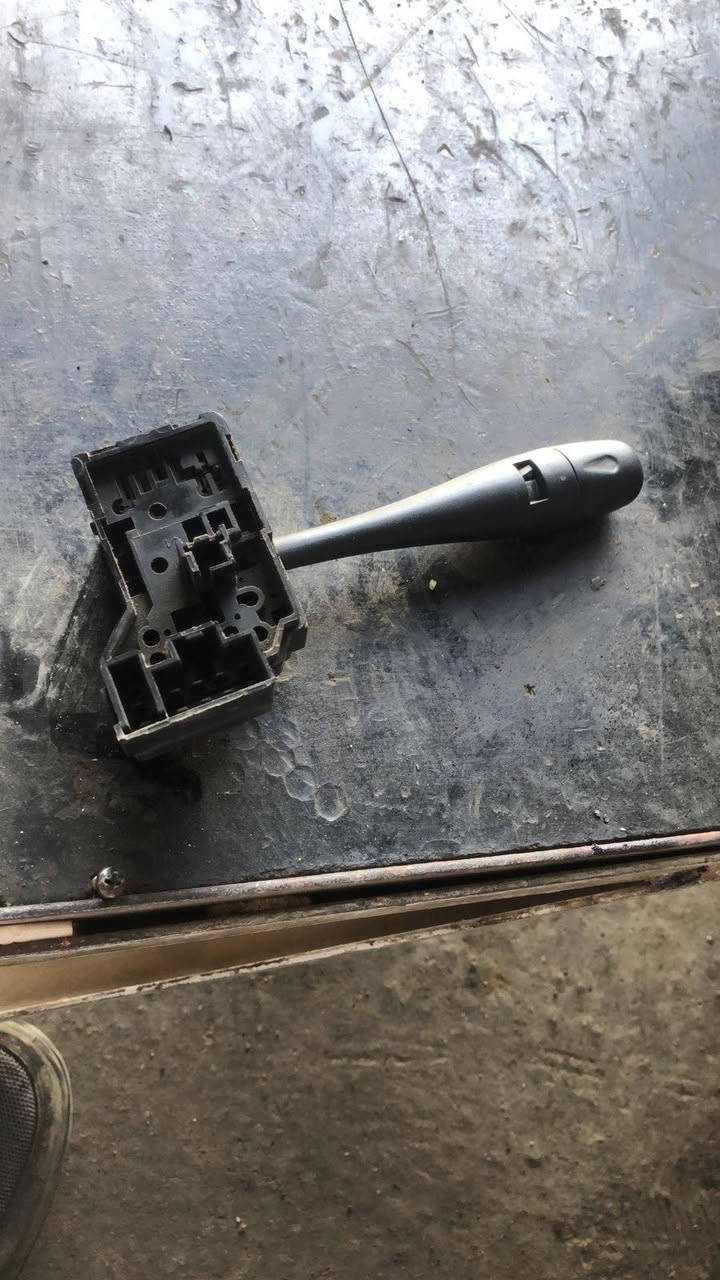 ايده ماسحات نيسان ابرميرا سعر ٤٠ ***********
