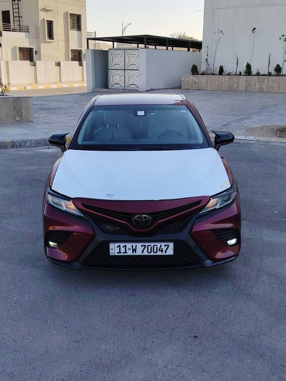 السلام عليكم للبيع بسعر 149 كامري  Se امريكي 2018 لون ماروني الضرر بنيد والجاملغ نفسه مصلح بدون داخل السياره جديده وحيل حلوه وجاهزه رقم بغداد سنويه وهزه ورقم جدد مكينه وكير شرط العنوان تكريت
***********
