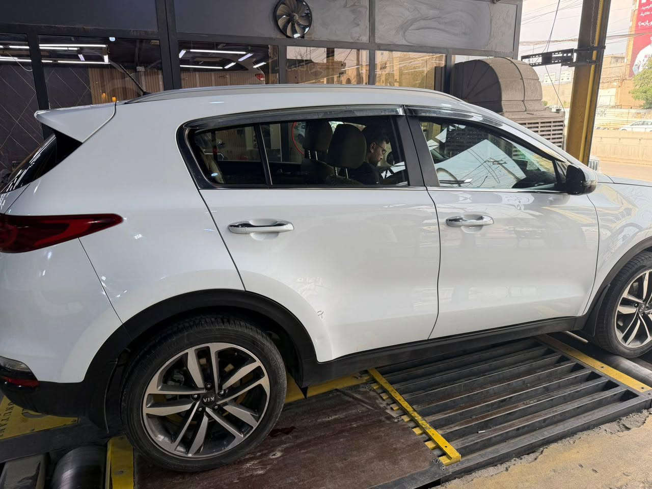 السلام عليكم
للبيع كيا سبورتج خليجي

 الموديل2019

سياره جديده مكفوله كفاله عامه عدا صبغ بالباب اثر شخوط

ونص فول الشركه الدولية

 رقم بغداد نكليزي بسمي 

تخم تاير قبل شهر شاده 

سياره كامله بدون نقص ابد متعوب عليها 

وتجي تفحص وين ما يعجبك 

وسونار مرفق بل منشور

السعر١٨٨ وبيه مجال حك الجيه 

مكاني بغداد 

الاستفسار***********
