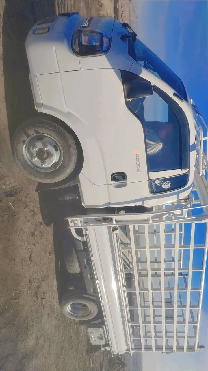 سلام عليكم سياره 2024 سياره جديده مكفوله كفاله عامه مال جناي رقم بابل نكليزي محجر بوري درجوله صناديك تخم تاير امامي وخلفي السياره معروضه 210وبيهي مجال ***********،، ***********
