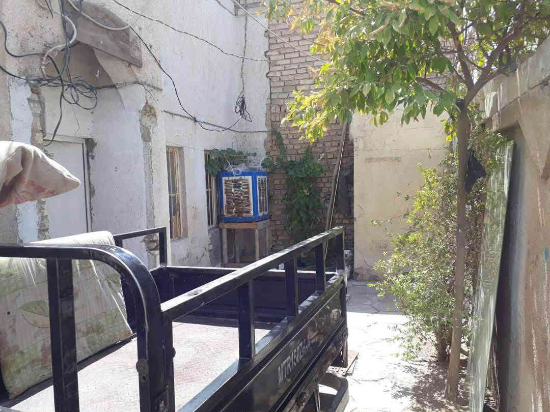 دار للبيع. طابو صرف طابو صرف ملك.  المساحه. 108. طابقين. شقه فوك معزوله وبيت جوا. صور موجوده كدامك. 🏠 العنوان النجف كوفه شارع المعمل البراكيه شارع البيطره. 🏠 الشارع. مقرنص+ مجاري + كهرباء + ماي = ستوه كامل شارع. 🏠 سعر البيت 52 معه المجال.
للأستفسار الاتصال أو واتساب
 *********** 
***********
ماهر ماجد الكوفي الخالدي
