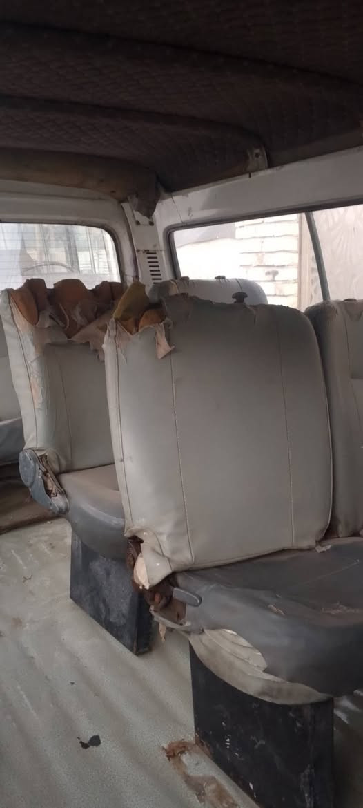 السلام فتون موديل 10رقم بابل احمر كوم حديد بدون تحويل عوزهه ترتيب السعر 12 ورقة المكان البياع الشرطة الخامسه ***********
